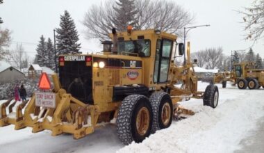 Edmonton to revisit using calcium chloride for snow clearing