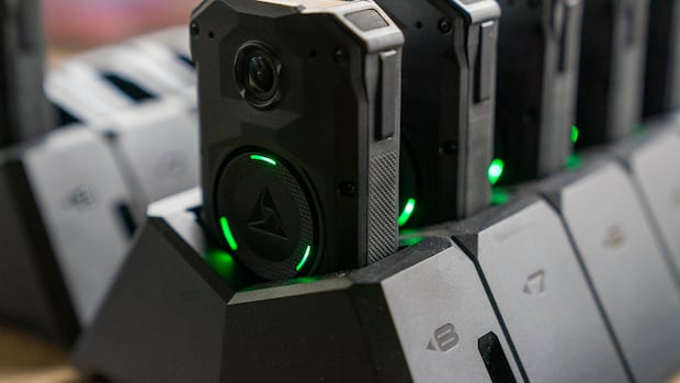 Montreal police officers will get body cameras, mayor says