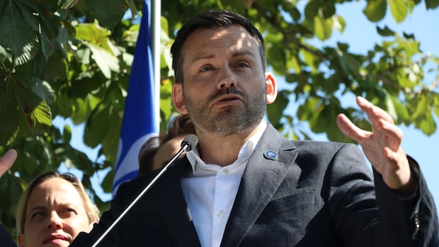 Parti Québécois leader says his government would abolish Santé Québec