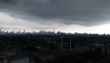 Showers, thunderstorms coming to the GTA this weekend: Environment Canada
