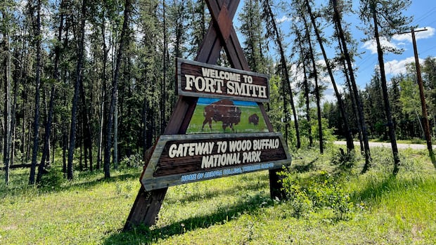 Three people injured in shooting in Fort Smith, N.W.T.