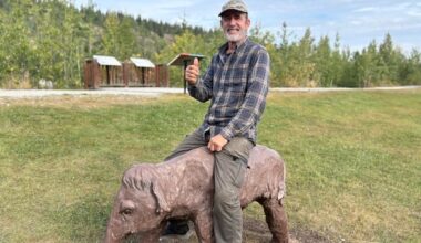 Dawson City, Yukon, artist celebrates baby mammoth found in 2022 with its own statue