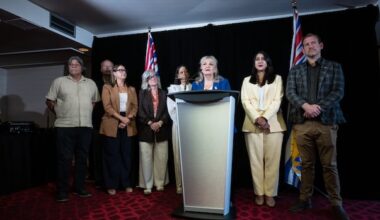 Rosalyn Bird is latest MLA to leave Kerry-Lynne Findlay's B.C. Conservatives