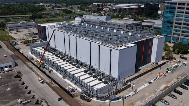 City of Ottawa to draw up data centre policy, but supporters say it's not a ban
