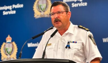 Winnipeg police will no longer provide security at retail stores by spring, chief says