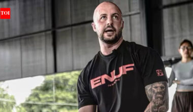 Inside the gruelling HYROX race where fitness coach Leroy Saunders collapsed