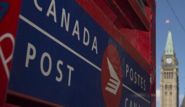 Canada Post reports $277M pre-tax loss in second quarter | NanaimoNewsNOW