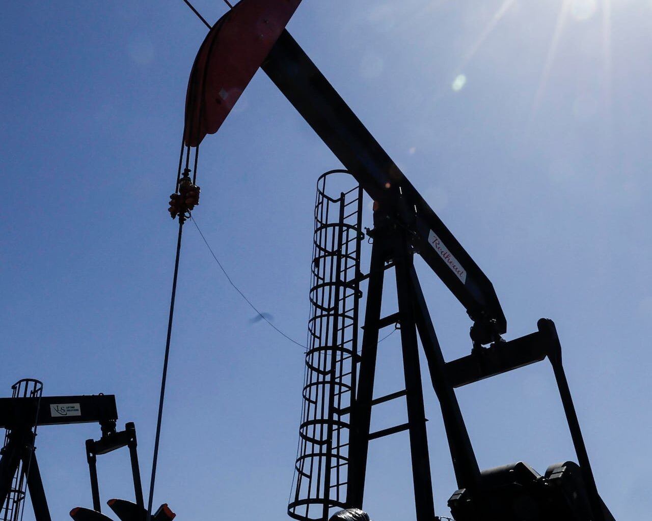 Canada's economy sees 3.3% growth in 2nd quarter
