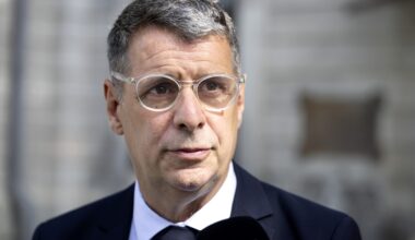 Quebec Conservative Party Leader Éric Duhaime speaks to the media.