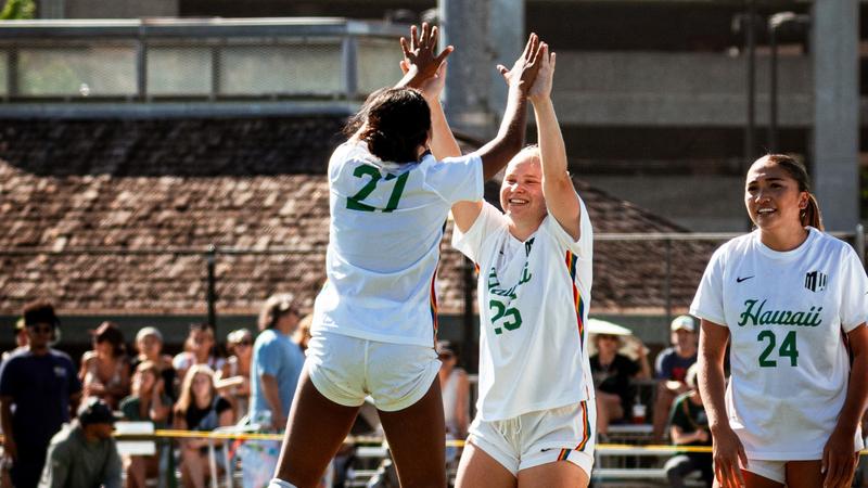Rainbow Wahine Unleash Historic Offensive Onslaught in 7-0 Rout of HPU