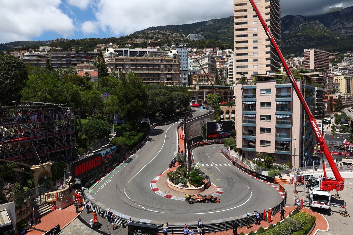 Bradley Cooper transforms Monaco for 1962 grand prix "Ocean's Eleven" prequel shoot