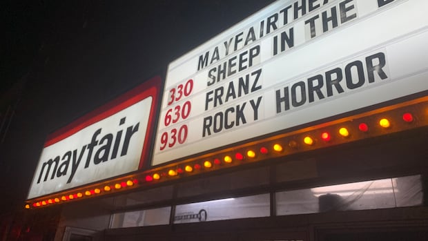 Ottawa theatre helps fans celebrate Tim Curry's most famous role