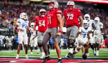 Ottawa Redblacks add UNLV QB Arnold Jackson to negotiation list