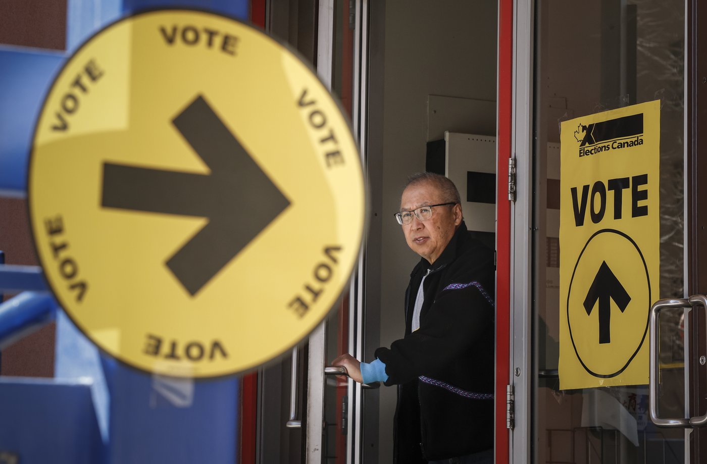 Voting to begin in federal byelections in Vancouver, Toronto, and Chicoutimi ridings