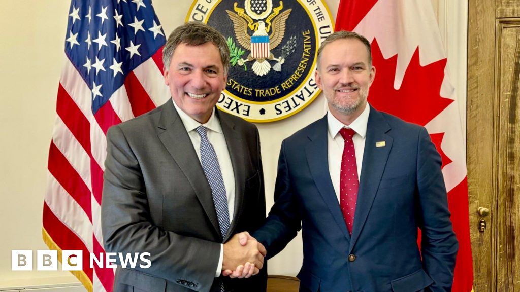 Canada and US say they are finalising a trade deal - BBC