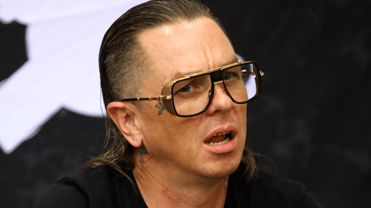 Slipknot Reportedly Confirms Sid Wilson's Firing Before Deleting Post, as Media Claim Band 'Freaked Out Behind the Scenes' Over Losing 'Control of the Rollout' - Ultimate Guitar