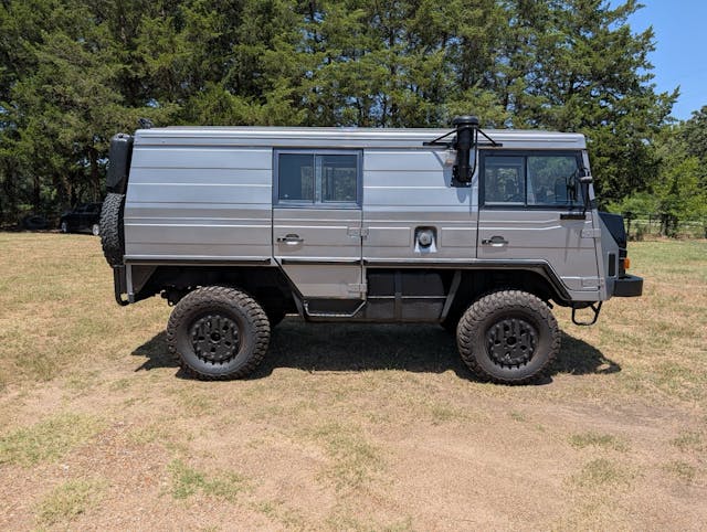 1990 Steyr-Puch Pinzgauer side