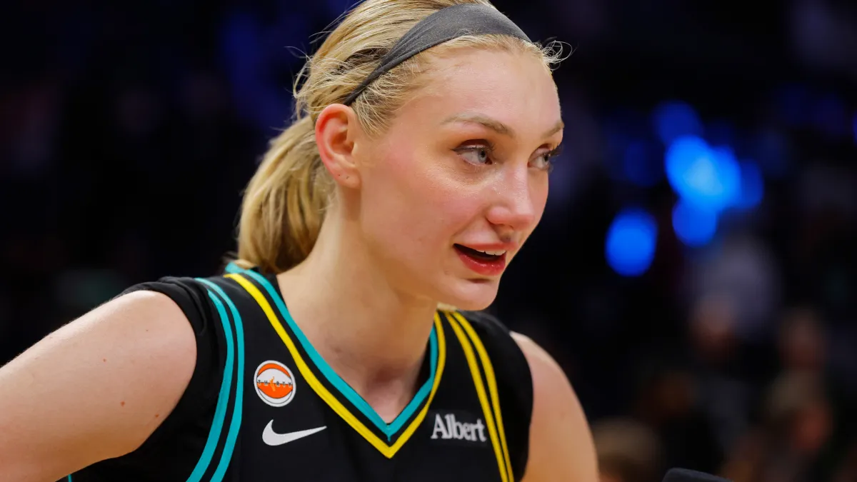 Sparks' Cameron Brink delivered a statement performance in Lynx upset image