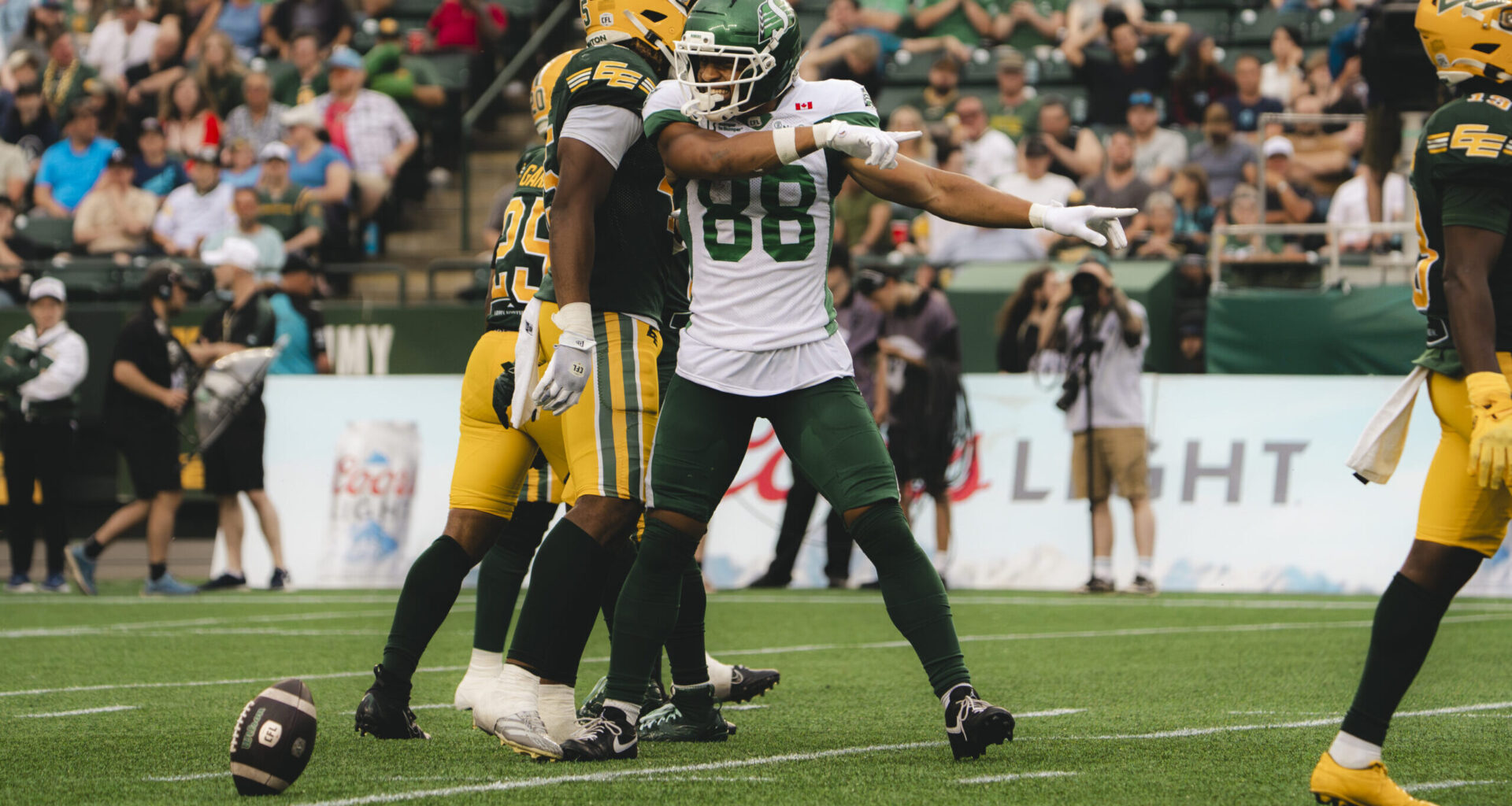 ROB VANSTONE: Resourceful Roughriders rebound with gutsy win in Edmonton