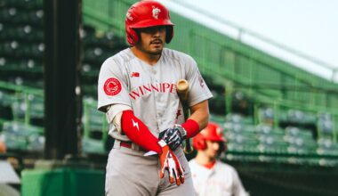 Marcelo powers Goldeyes past Canaries