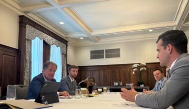 Shoemaker pushes for local economy, health care at annual conference