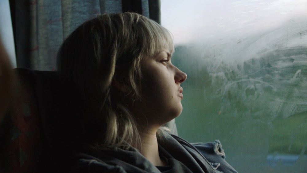 '17' Review: Harrowing Teen Pregnancy Drama from Macedonia