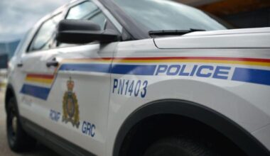 Search and rescue called after reports plane crash into water in Chilliwack