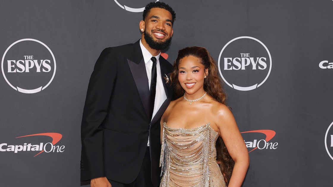 KAT, Jordyn Woods, Brunson, Bieber Pose With Larry O'Brien Trophy in Knicks Star's Wedding Photos