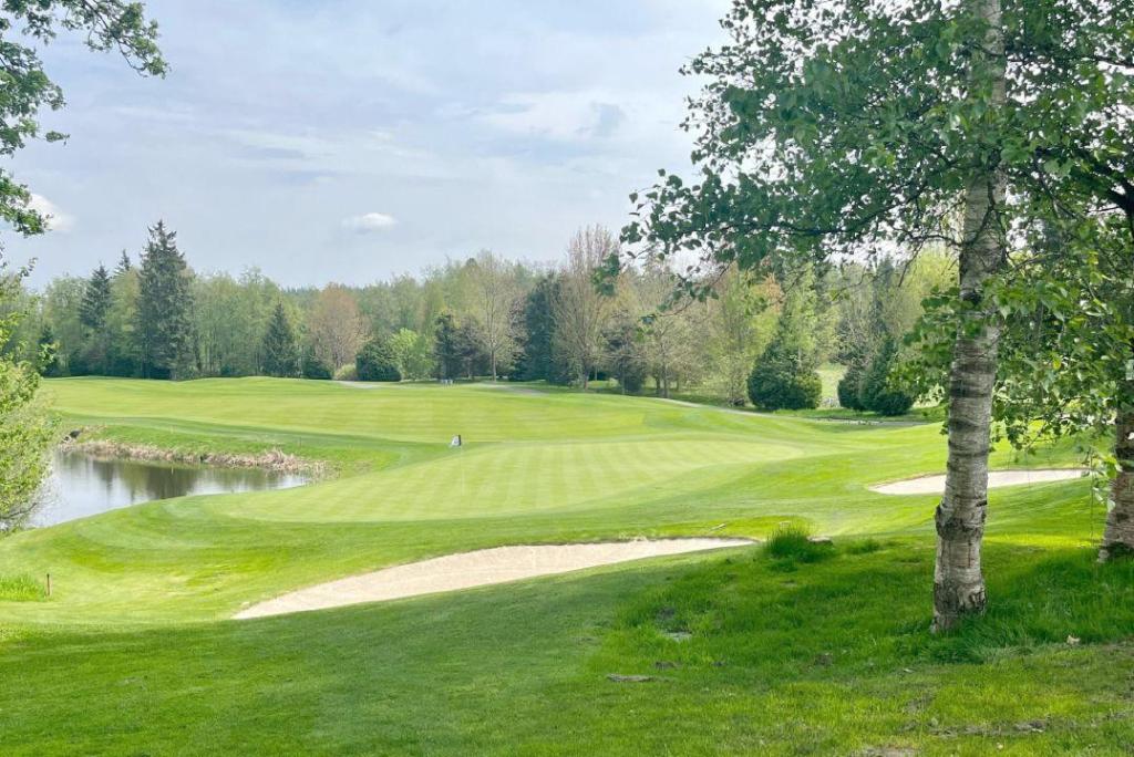 7 places to tee off: A golfer’s guide