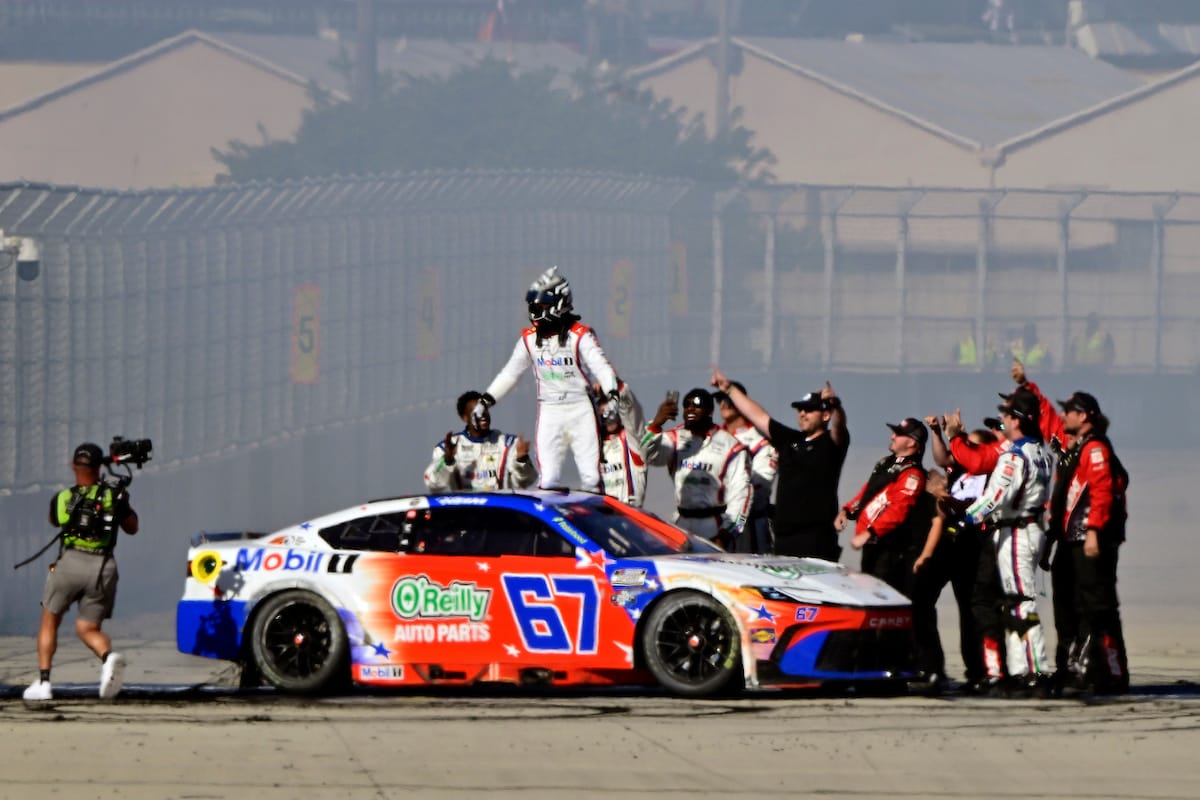 Credit: #67: Corey Heim, 23XI Open, MOBIL 1/O'REILLY AUTO PARTS Toyota Camry celebrates his win