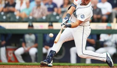 Slugger Cal Raleigh extends homer streak to four at-bats and ties Mariners’ record