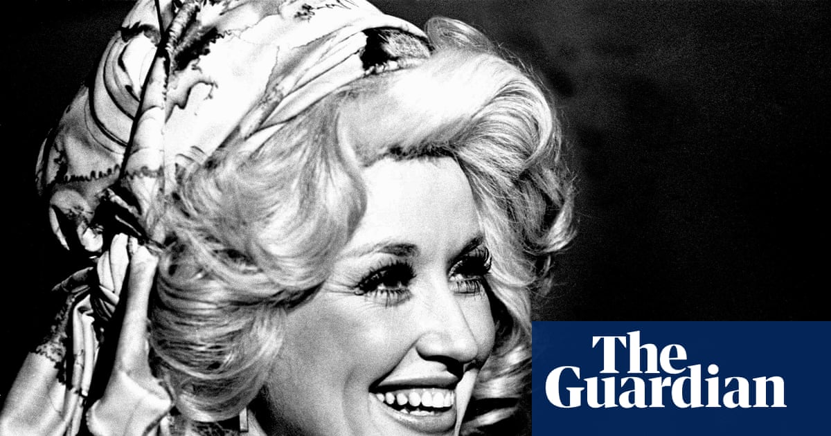 ‘9 to 5? She was full-on round the clock!’ Dolly Parton celebrated by kd lang, Peggy Seeger, Annie Lennox and more | Dolly Parton