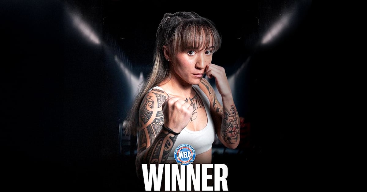 NZ’s smallest professional boxer earns world title shot after split-decision win – Te Ao Māori News