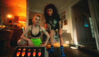 The Wrong Girls is sweet and shaggy, but dazed and confused stoner comedy is hard to get right – Winnipeg Free Press
