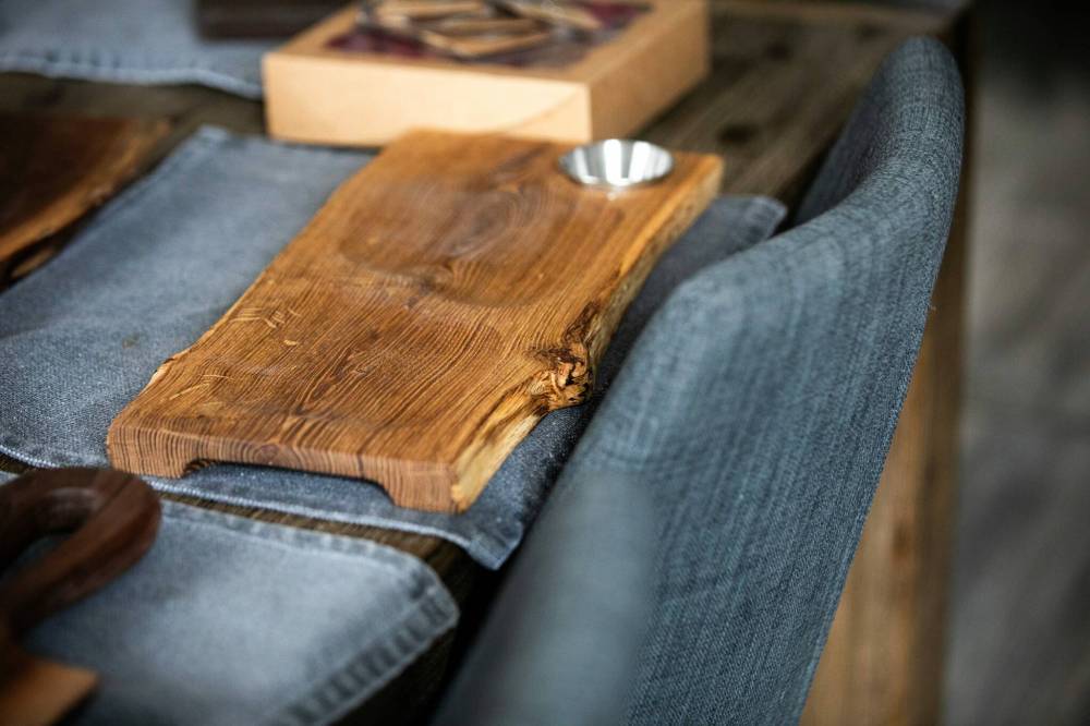 MIKAELA MACKENZIE / FREE PRESS
Woodworker Marina Bulan’s charcuterie boards.