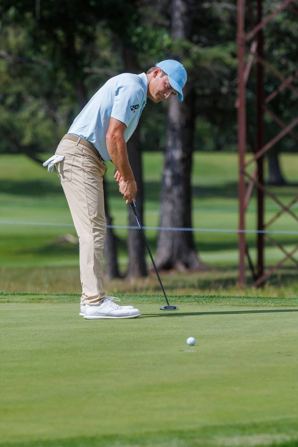 MIKE DEAL / FREE PRESS
Despite falling from just one shot back of the lead to being tied for 40th after Friday, Winnipegger Braxton Kuntz has made the cut for the first time at the Manitoba Open. He previously played three times on sponsor’s exemptions.