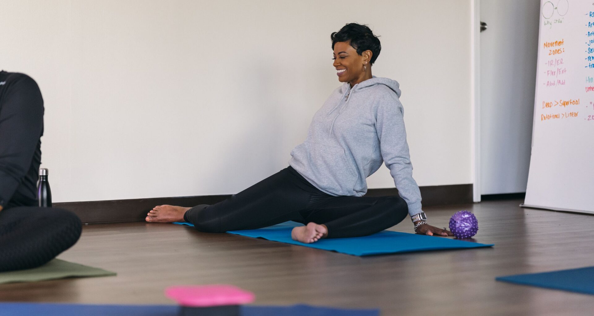 I tried doing the 90/90 hip mobility exercise every day for two weeks and now I can squat and lunge without pain