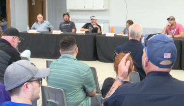 Surrey citizens, council discuss fate of police force at tense meeting amid resignations