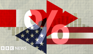 The US-Canada trade war in 5 charts - BBC