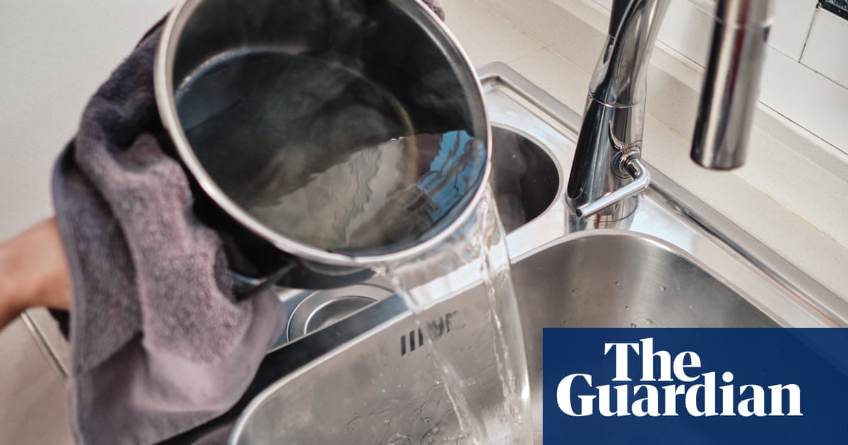 Household chemicals end up as pollutants if not disposed of correctly. What shouldn’t go down the drain? | Pollution