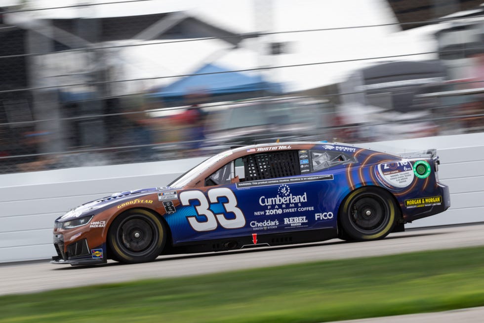 AUTO: AUG 22 NASCAR Cup Series Dollar Tree 301 AUTO: AUG 22 NASCAR Cup Series Dollar Tree 301
