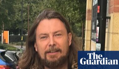 Sainsbury’s store pauses AI scanning after false shoplifting accusation | J Sainsbury