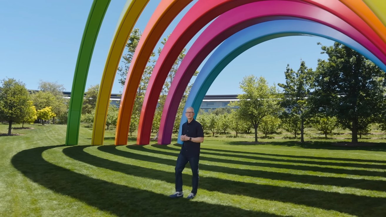 OneRepublic headlines Tim Cook's going away party