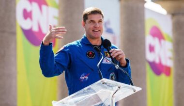 Astronaut Jeremy Hansen opens CNE, touts importance of Canada’s space sector - Toronto Star