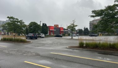 Woman seriously injured after being dragged by vehicle during parking lot dispute in Mississauga, police say