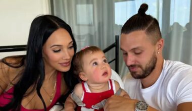 OnlyFans Model Scarlet Vas Says She's Expecting Baby No. 2 with Her Stepbrother