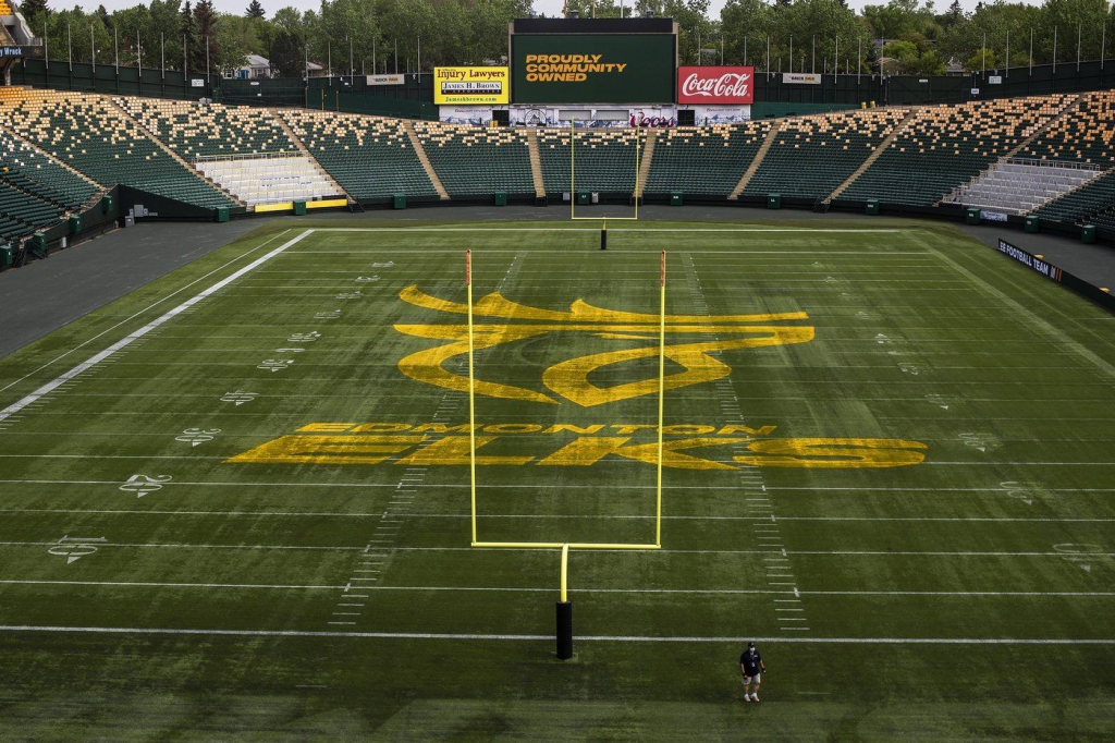 Edmonton Elks open upper bowl to public for Roughriders game this weekend as ticket sales surge