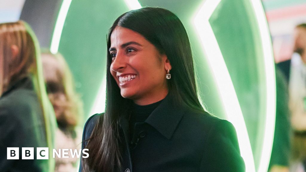 Xbox boss 'thinking about affordability' of next-gen console - BBC