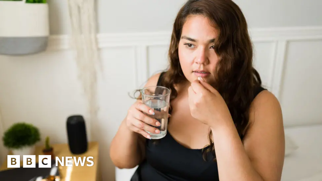 New weight-loss pill approved for use in UK - BBC