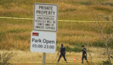 Calgary officer shot and suspect dead after dramatic chase and gunfire in city park